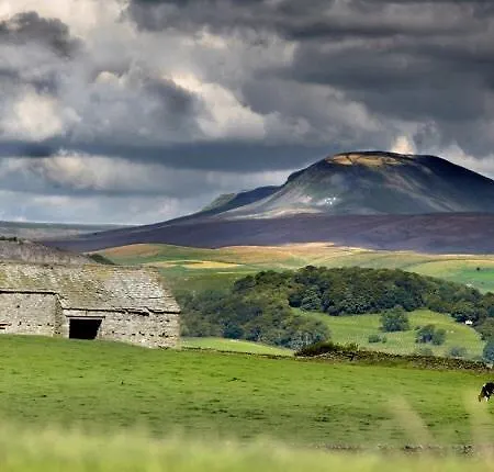 Linton Court Coach House 아파트 *