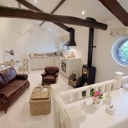 Linton Court Coach House Apartment Settle