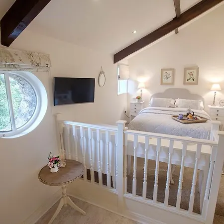 Linton Court Coach House 아파트 *