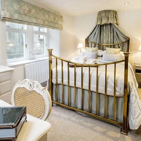 아파트 Linton Court Coach House