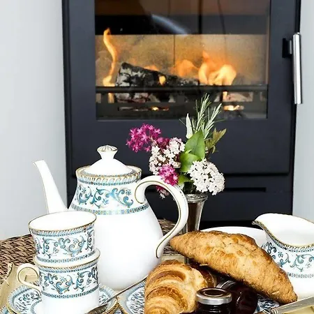 Linton Court Coach House Apartment Settle