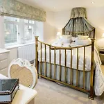 아파트 Linton Court Coach House