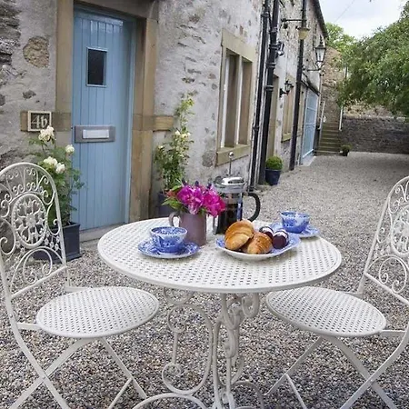 Linton Court Coach House